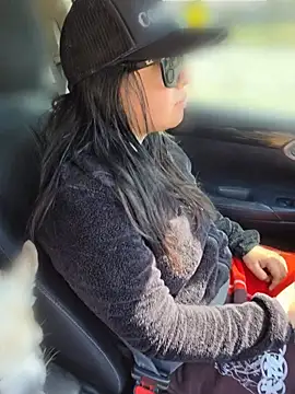 AriannaPenaxo online show from 10, 4, 2026