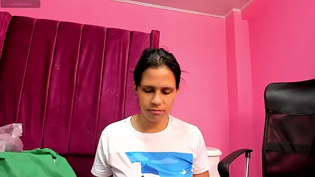 mitzukywinteer online show from 21, 5, 2026