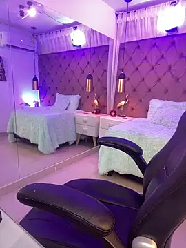 Auri   online show from 7, 3, 2026