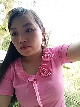 lia-coy online show from 10, 4, 2026