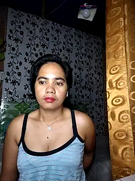 LoveSammantha24xxx online show from 18, 4, 2026