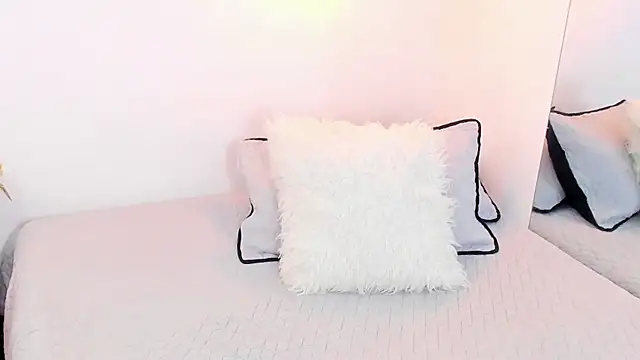 annarosse  online show from 20, 4, 2026