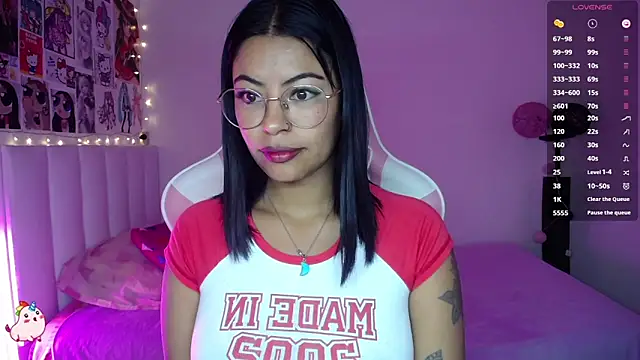 Danna Soffia online show from 6, 5, 2026