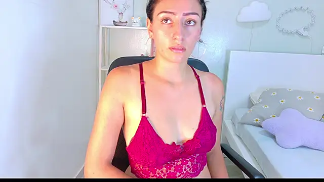 Snapshot of AmmyRouse__ chatting on 3, 2, 2026 AmmyRouse online show from 3, 2, 2026