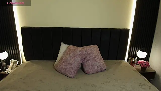 Snapshot of IvonneRoss_ chatting on 26, 3, 2026 IvonneRoss online show from 26, 3, 2026