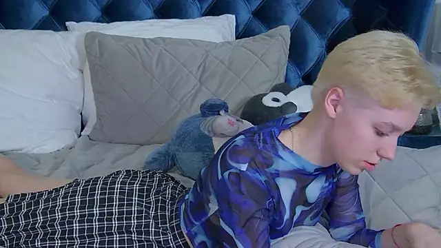 Snapshot of AgataGate chatting on 4, 3, 2026 AgataGate online show from 4, 3, 2026