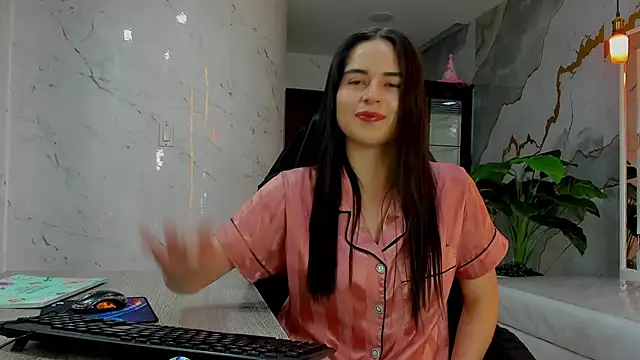 Qetsyah tf online show from 12, 4, 2026