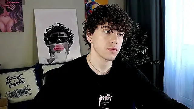 TylerGibson online show from 17, 4, 2026