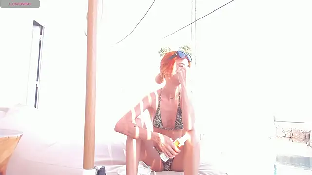 Snapshot of KikkoLee chatting on 26, 6, 2026 KikkoLee online show from 26, 6, 2026