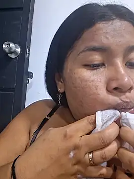 Sweet-Dirty-Storm online show from 11, 4, 2026