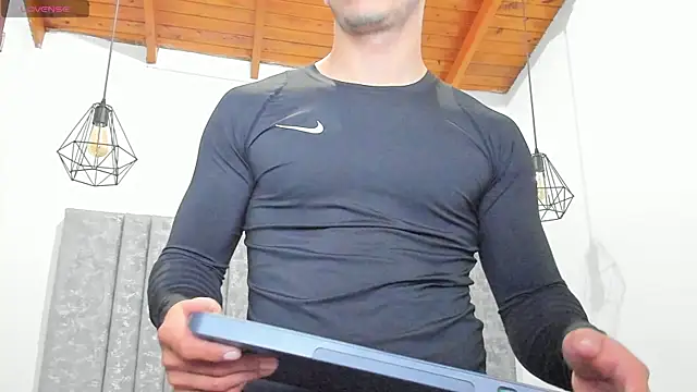 Snapshot of Calvin_Hunter chatting on 2, 7, 2026 Calvin Hunter online show from 2, 7, 2026