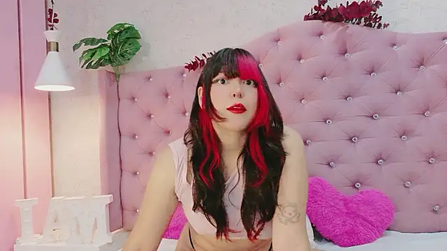 Snapshot of EllieNeptune_ chatting on 1, 2, 2026 EllieNeptune online show from 1, 2, 2026