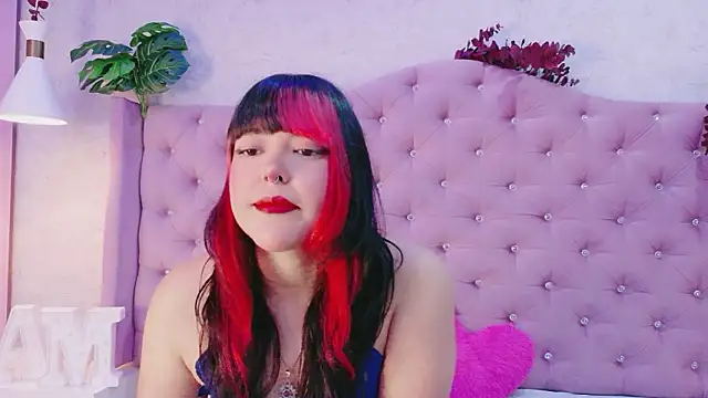 Snapshot of EllieNeptune_ chatting on 3, 2, 2026 EllieNeptune online show from 3, 2, 2026