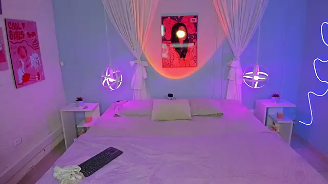 naomi campell online show from 27, 2, 2026