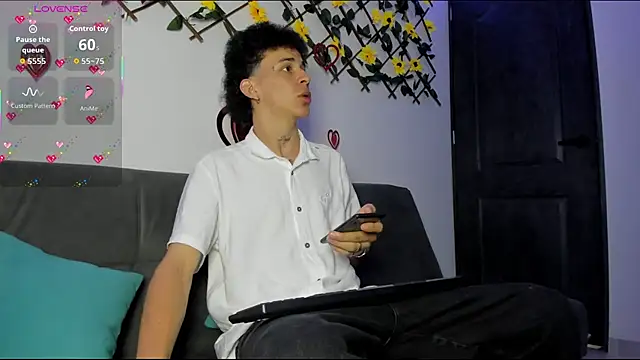 Maxxx bigcockx online show from 6, 2, 2026