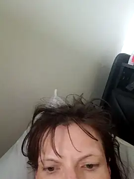 coriplaymate229848 online show from 21, 4, 2026