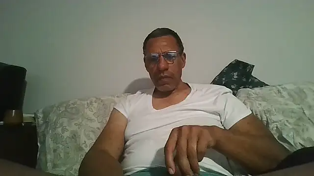 swimmer2496 online show from 18, 2, 2026