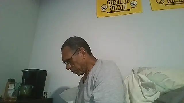 swimmer2496 online show from 29, 7, 2026