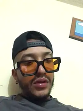 Camiloandres2405 online show from 18, 1, 2026