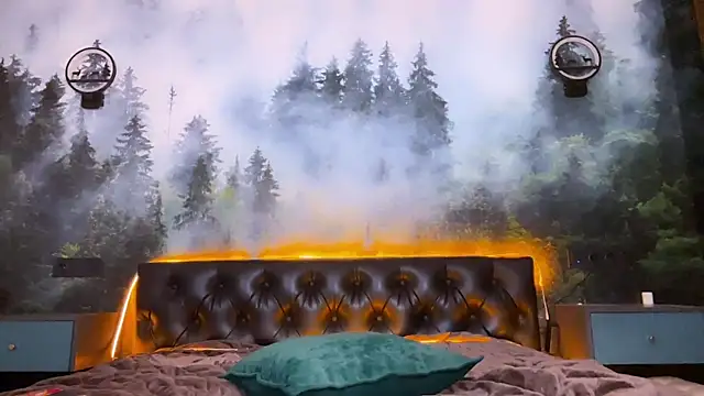 Snapshot of Eva_StarXXXX chatting on 11, 10, 2025 Eva StarXXXX online show from 11, 10, 2025