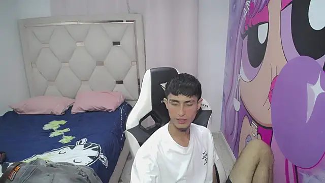 Akyra latinn online show from 19, 1, 2026