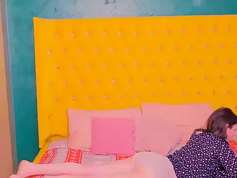 Izzymonroey online show from 18, 1, 2026