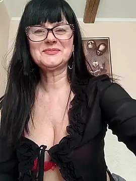 AliceSwan57 online show from 2, 2, 2026