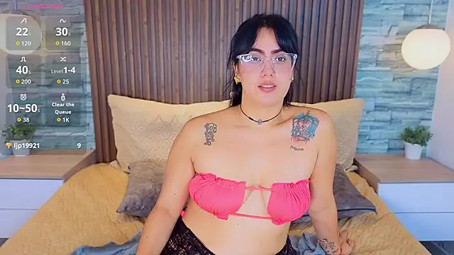 Snapshot of vicky_grey chatting on 31, 1, 2026 vicky grey online show from 31, 1, 2026