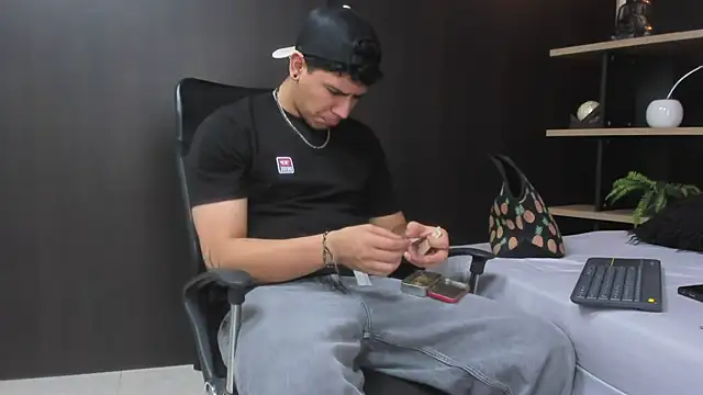 Tobias Vega online show from 24, 2, 2026