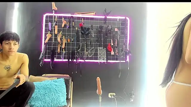 Slave Melany bdsm online show from 19, 5, 2026