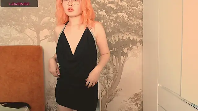 Snapshot of Hiaru_Cutie chatting on 9, 9, 2025 Hiaru Cutie online show from 9, 9, 2025