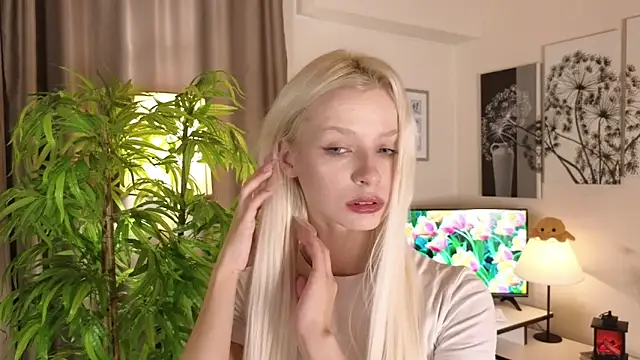 Snapshot of Naomi_Demio chatting on 5, 6, 2026 Naomi Demio online show from 5, 6, 2026