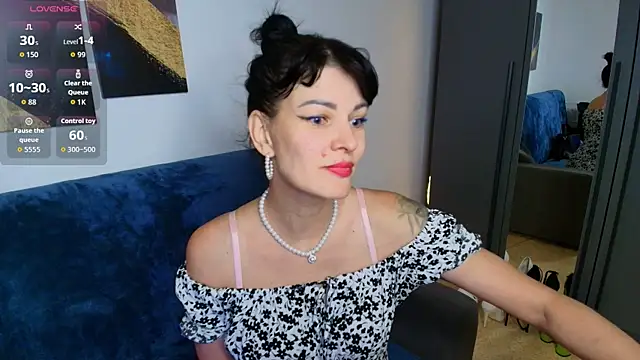 Agata  Moore online show from 7, 6, 2026