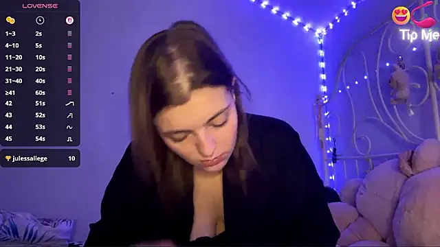 Snapshot of MistressBabe chatting on 9, 2, 2026 MistressBabe online show from 9, 2, 2026