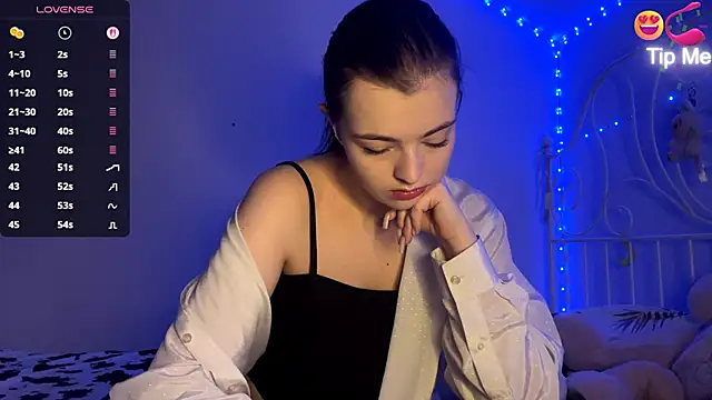 Snapshot of MistressBabe chatting on 17, 2, 2026 MistressBabe online show from 17, 2, 2026