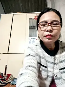 Snapshot of Nuna_689 chatting on 3, 3, 2026 Nuna 689 online show from 3, 3, 2026