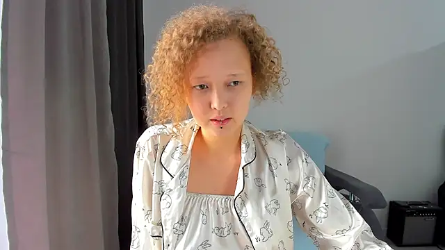 Senya Sol online show from 19, 2, 2026