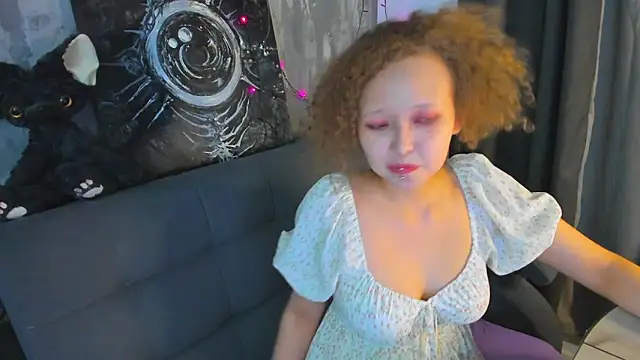 Senya Sol online show from 4, 6, 2026