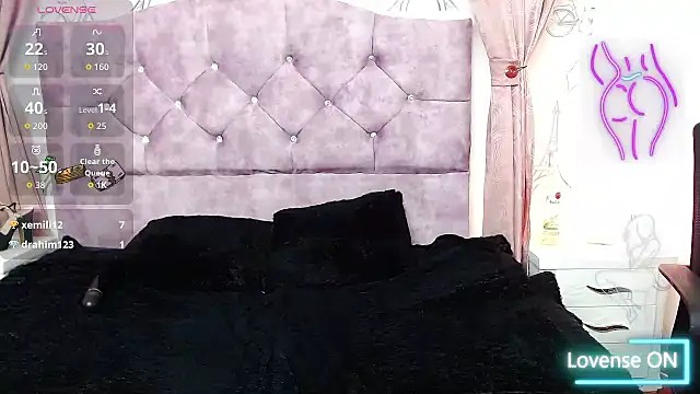 Esmeralda-18 online show from 10, 2, 2026