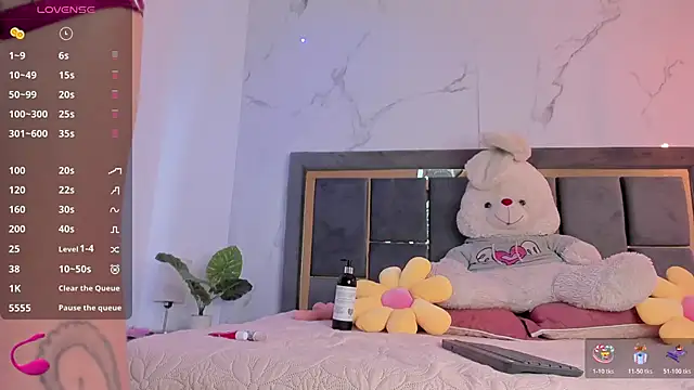 Snapshot of Doll_Luna_ chatting on 11, 2, 2026 Doll Luna online show from 11, 2, 2026