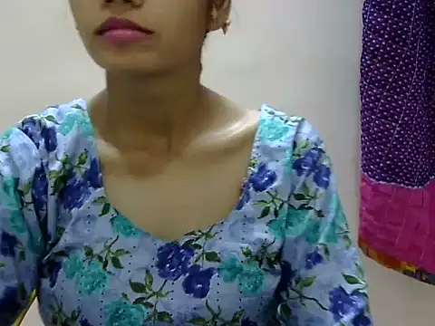 Snapshot of Kulsum_S chatting on 22, 6, 2026 Kulsum S online show from 22, 6, 2026