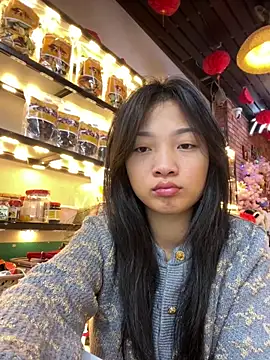 Lyn-be99 online show from 1, 4, 2026