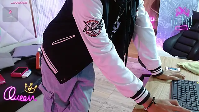 osamu tay online show from 5, 2, 2026