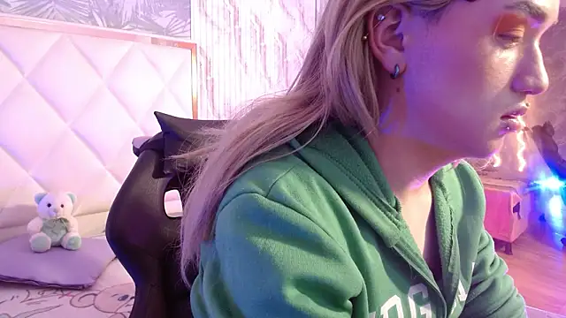 NOOAH TAY online show from 9, 2, 2026