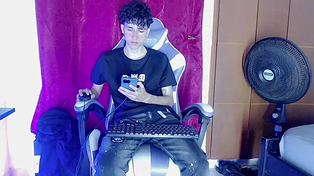 Johnny cagee  online show from 16, 2, 2026