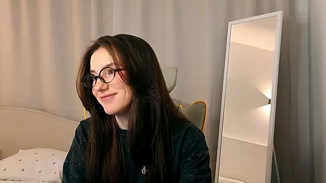 ssandralovin online show from 7, 3, 2026