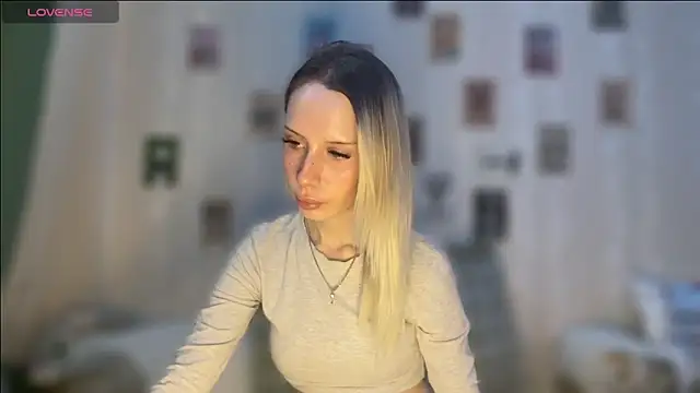 DellaCampbell online show from 11, 2, 2026