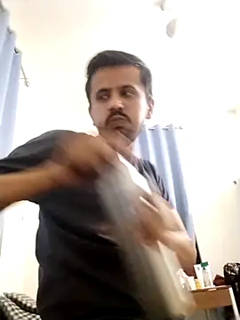 Snapshot of manishk0 chatting on 24, 4, 2026 manishk0 online show from 24, 4, 2026