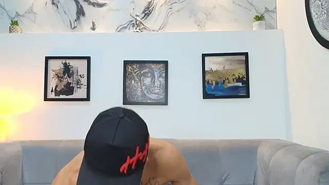 PRETTY COCK1 online show from 14, 2, 2026