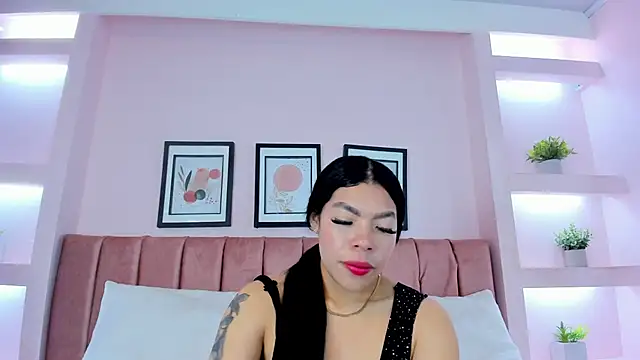 Snapshot of Sophia_Salem chatting on 2, 3, 2026 Sophia Salem online show from 2, 3, 2026